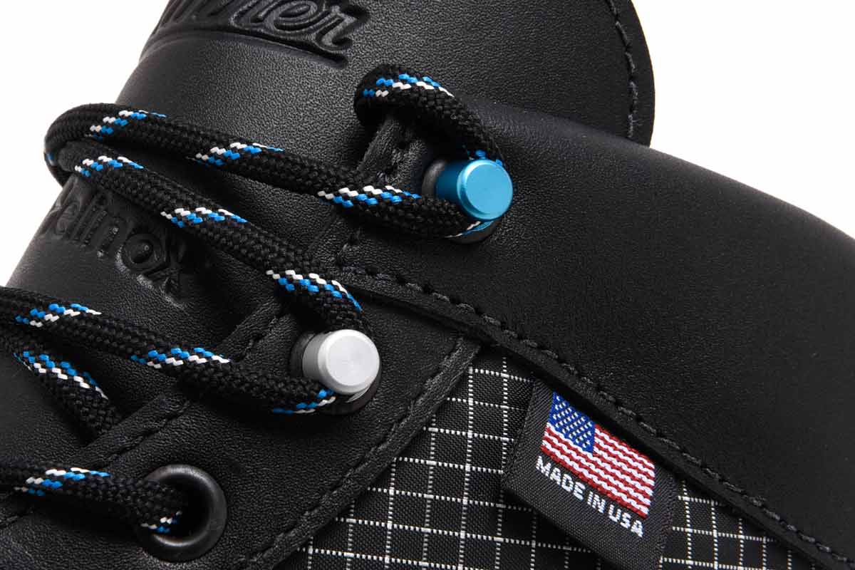 ヘリノックス Helinox × ダナー Danner コラボ　チェア ダナーとヘリノックスのコラボが実現。両者の持ち味をMIXした