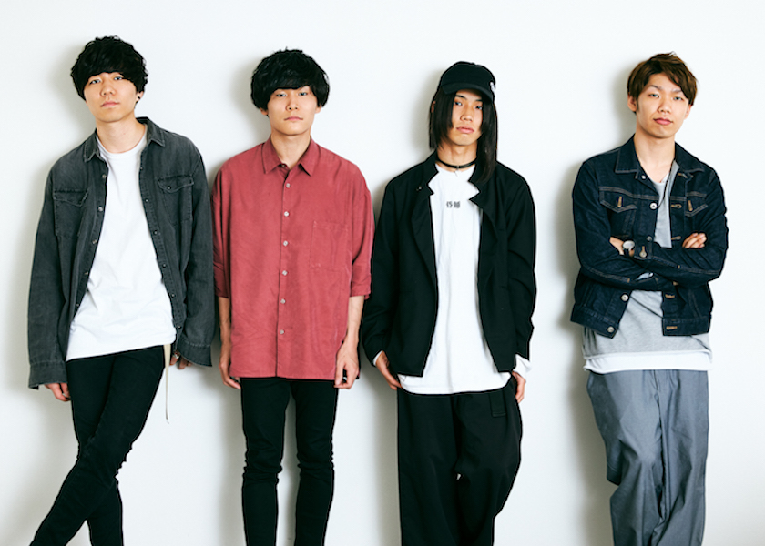 絶版 PJ Harvey 「The Hollow of the Hand」大型本 PJ Harvey | Spotify