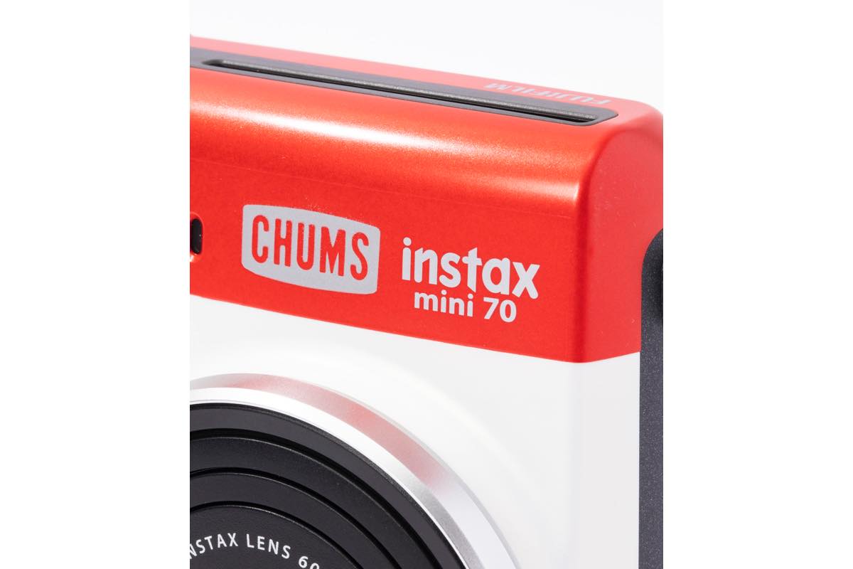 チェキ×チャムスのコラボレーション！ instax mini 70の特別
