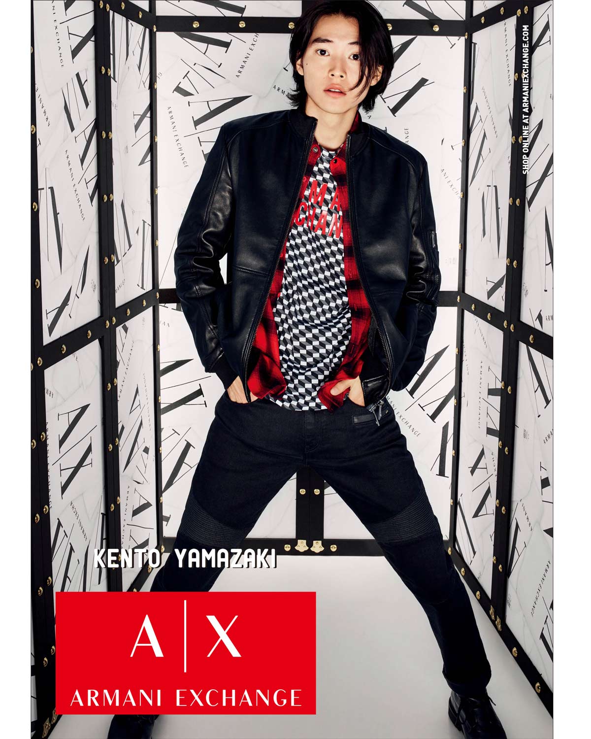 【送料無料】山﨑賢人さん掲載ページ（約A3サイズ）#8886 山﨑賢人さんの『A|X アルマーニ エクスチェンジ』最新