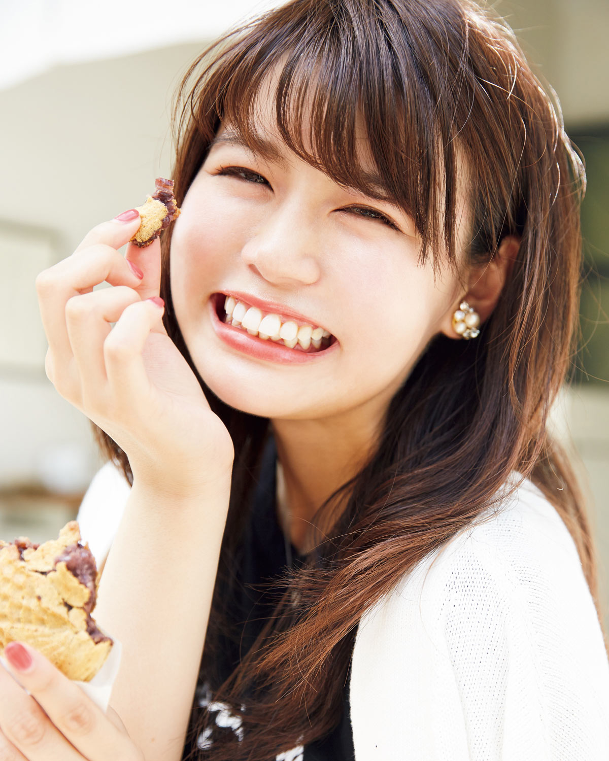 今日 あの子となにを食べにいこうか 激カワ女子図鑑 Vol 2青山学院大学4年井口綾子ちゃんとたい焼きを食べる ガール Fineboys Online 今日 あの子となにを食べにいこうか 激カワ女子図鑑 Vol 2青山学院大学4年井口綾子ちゃんとたい焼きを食べる ガール Fineboys Online
