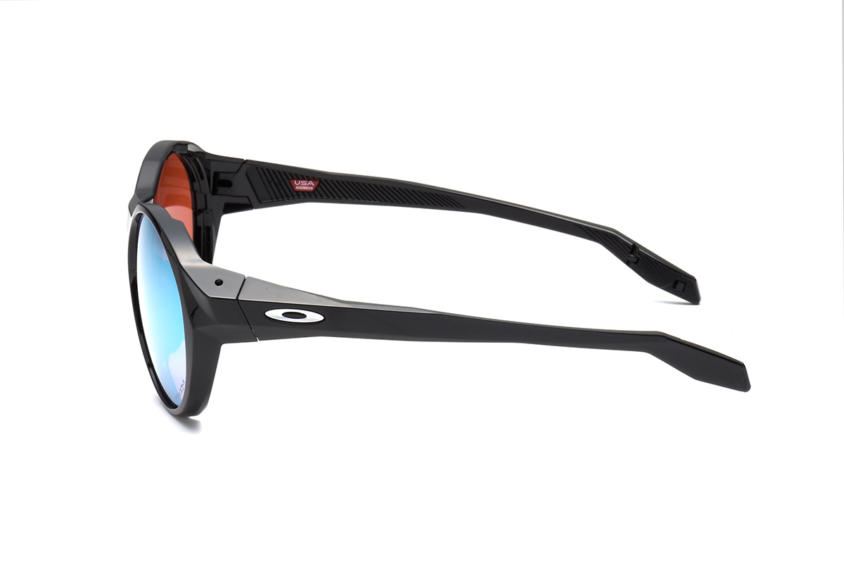 Oakley サングラス ブラック レンズ　スキー　スノーボード　メガネ オークリーの新作サングラスが秀逸！ 街でもアウトドアでも