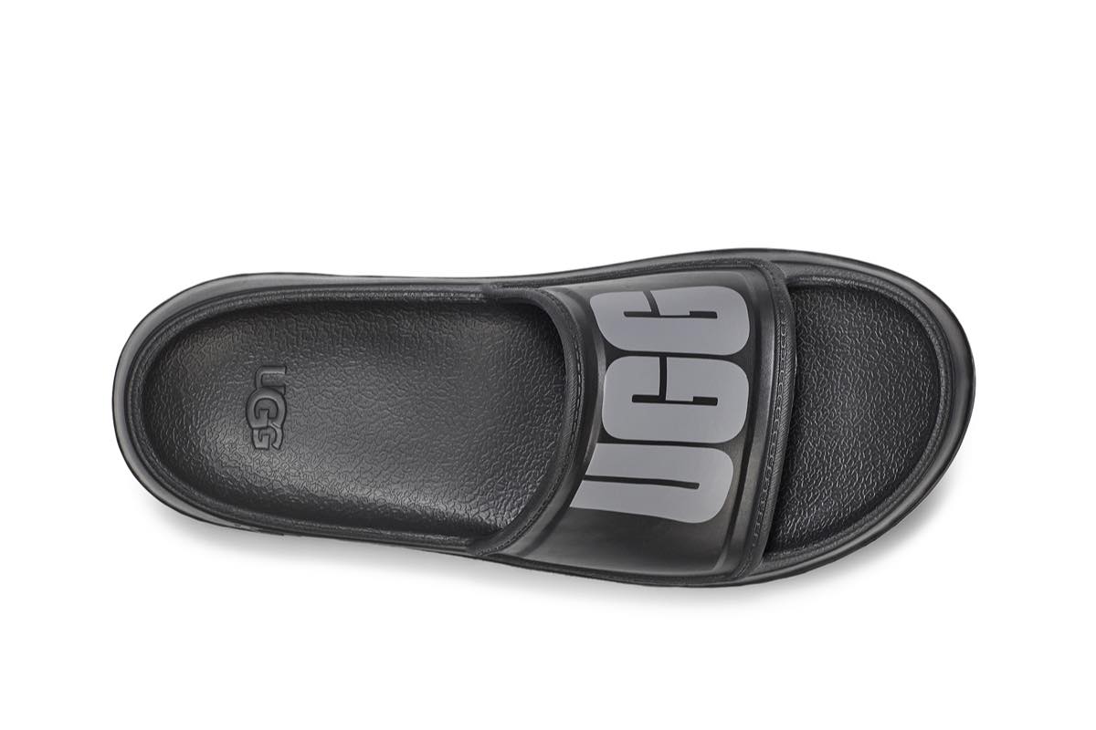 驚きの軽さで夏コーデを快適にするUGGの新作サンダルが発売