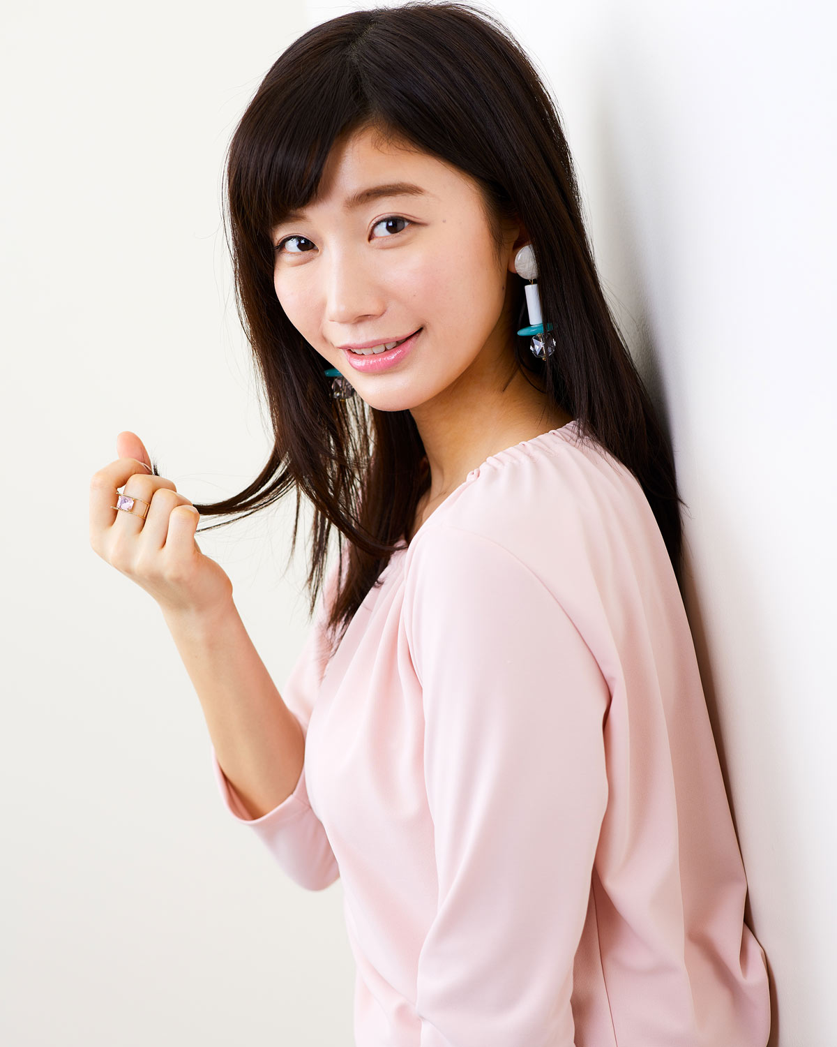小倉優香 メンズファッションはこだわってる感が重要 インタビュー Fineboys Online 小倉優香 メンズファッションはこだわってる感が重要 インタビュー Fineboys Online