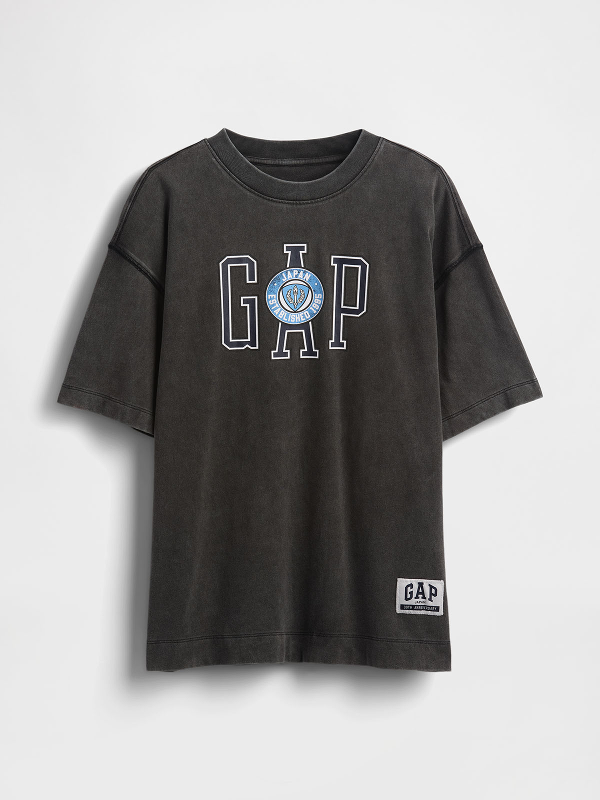 Gap】日本上陸30周年を記念した限定Tシャツが登場！スチャダラパーとの