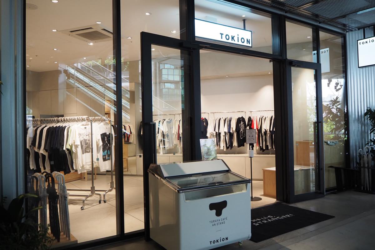 話題の「大Tシャツ展」へ！古着好き大学生がweberを取材してきた