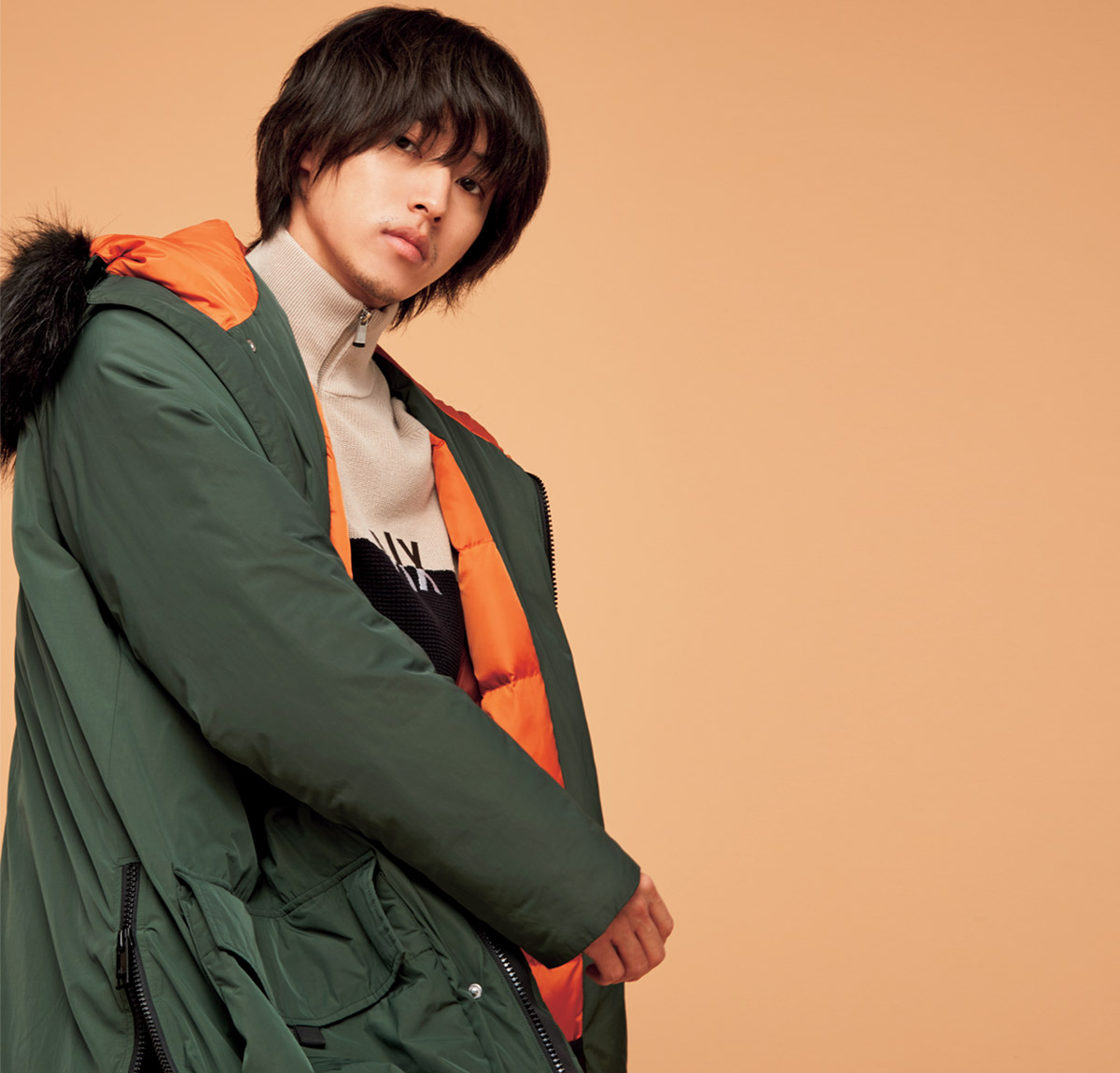 山﨑賢人が着こなす〈A|X アルマーニ エクスチェンジ〉の新作お気に入りのアウターで冬はもっと楽しくなる。 | ファッション | FINEBOYS  Online