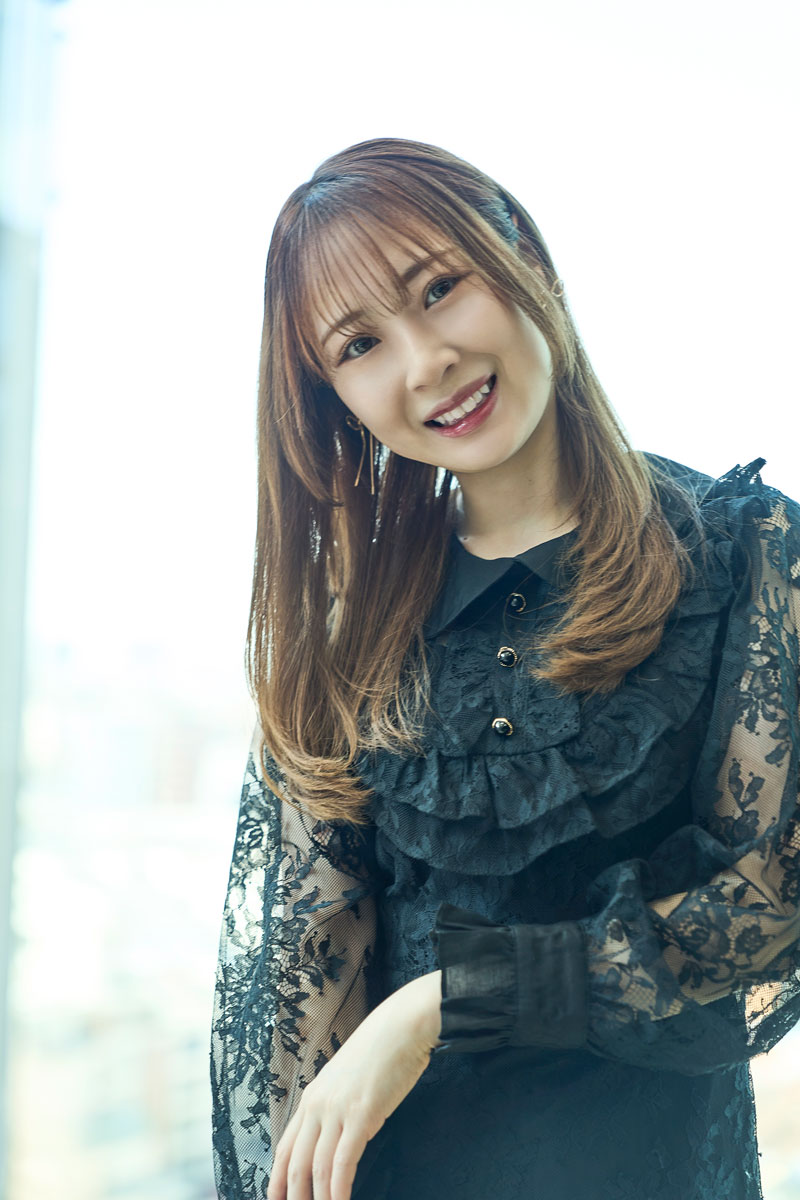 今だから撮れる表情が詰まった──元SKE48・高柳明音の3rd写真集が発売